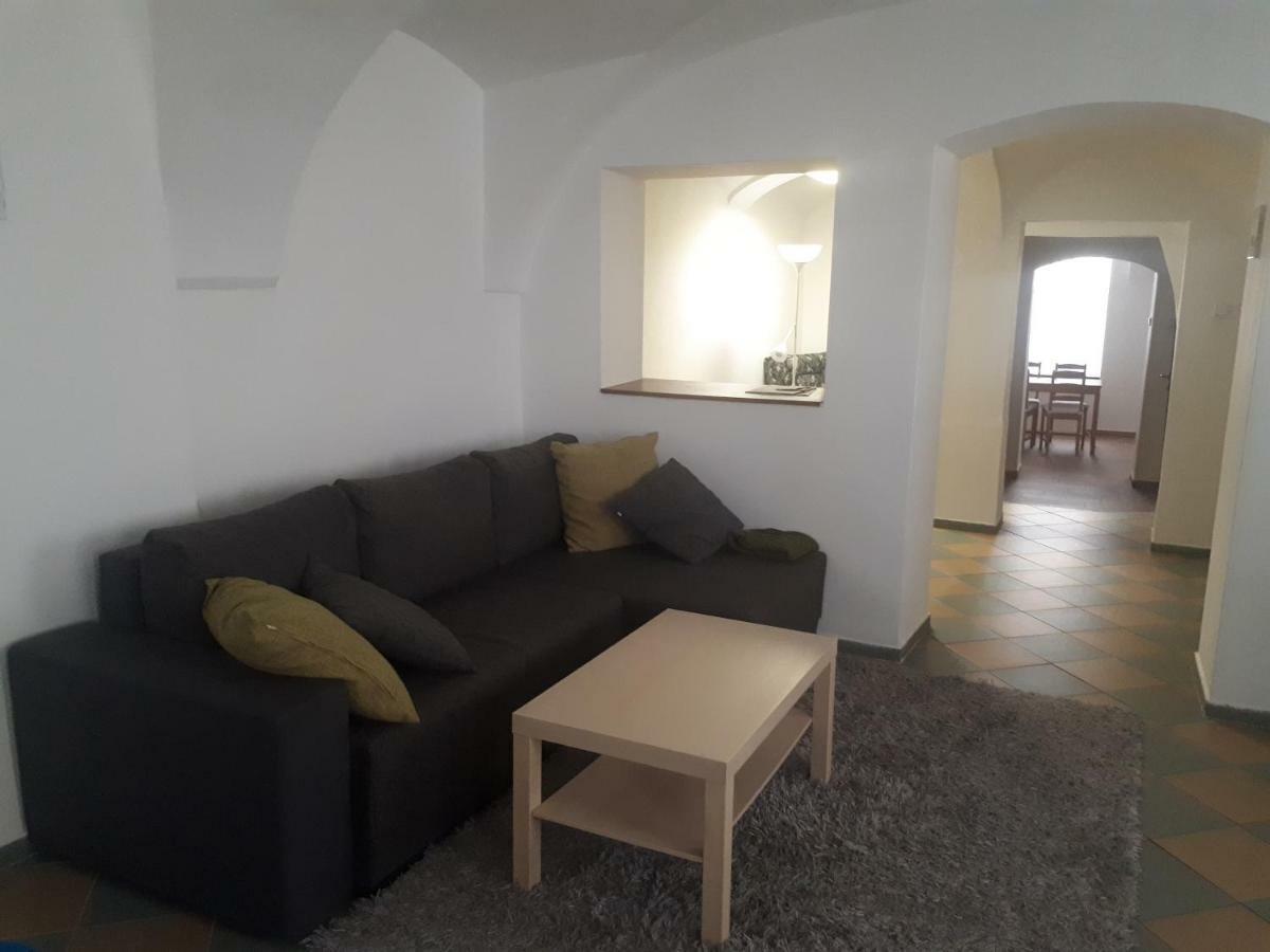 Juestel Apartment Литомержице Экстерьер фото